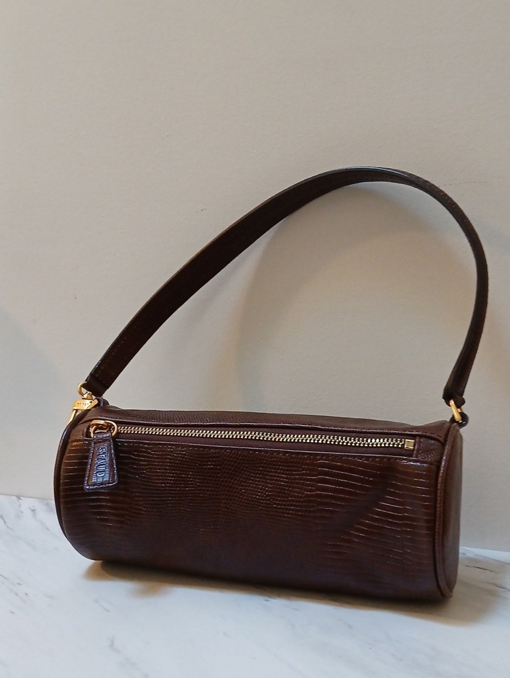 STAUD Susy Lizard Embossed Leather Barrel Shoulder Bag - Picture 4 of 16